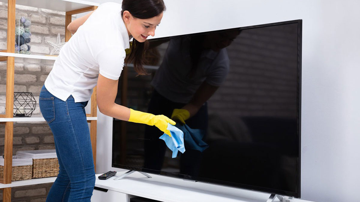 Begini Cara Membersihkan Layar TV LCD 